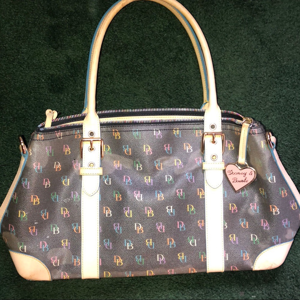 FREE! Dooney & Bourke tote w/ ANY bundle!
